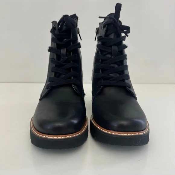 Black Ankle Booties Low Heel Side Zip Comfort Boots Size 7 Naturalizer Cabaret - Picture 7 of 13